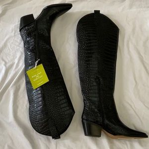 Gianni Bini Colbbiye Croc-Embossed Tall Western Boots 
Size 7.5 M